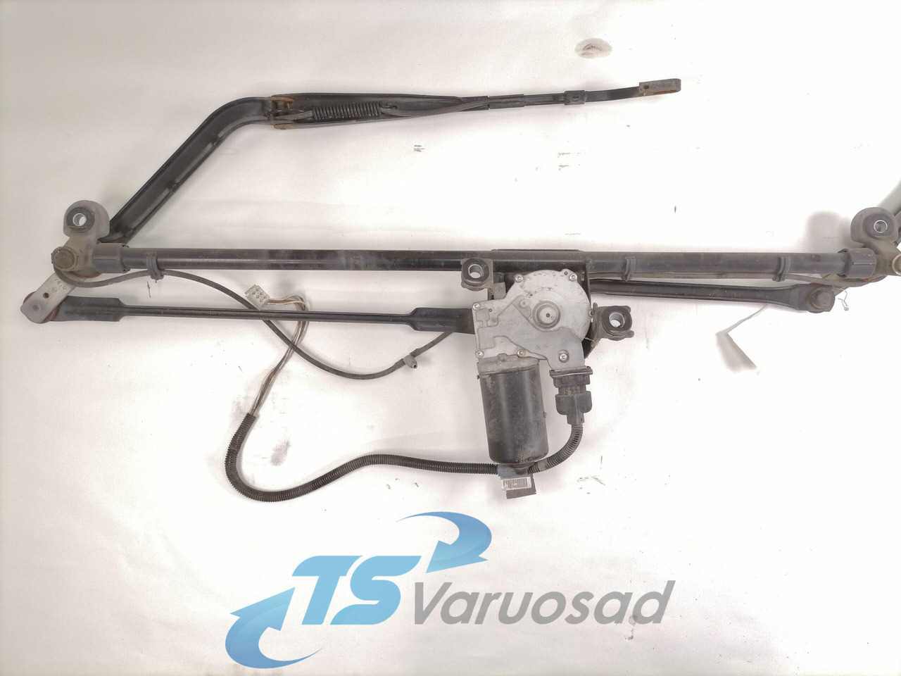 MAN Wiper frame 81264116113 - Tergicristallo per Camion: foto 4 MAN Wiper frame 81264116113 - Tergicristallo per Camion: foto 4