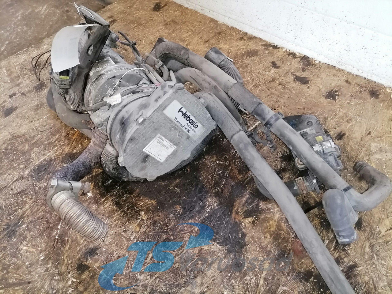 Riscaldamento/ Ventilazione per Camion Mercedes-Benz Auxiliary heater A0014465429: foto 6 Riscaldamento/ Ventilazione per Camion Mercedes-Benz Auxiliary heater A0014465429: foto 6