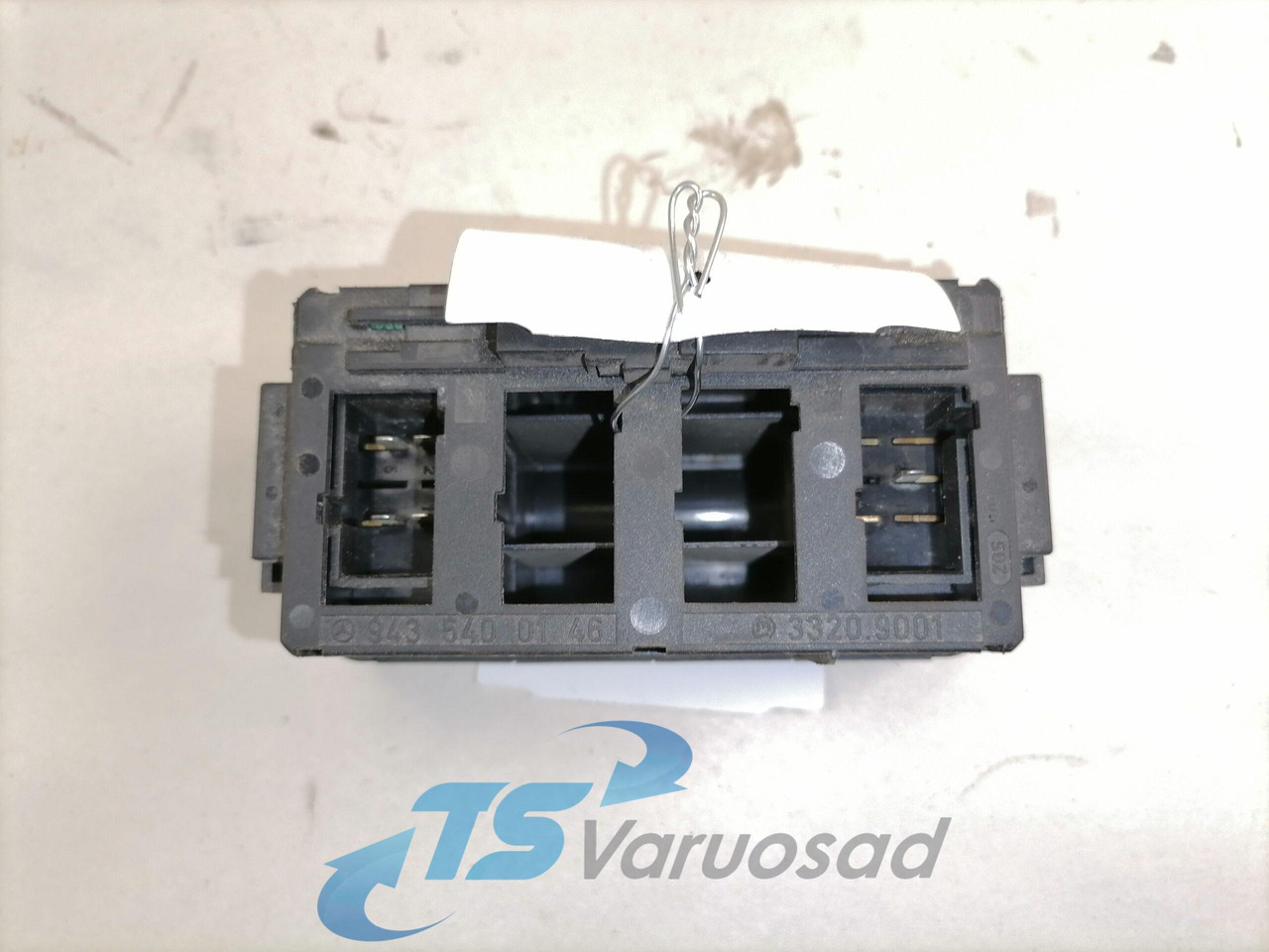 Mercedes-Benz Lülitite moodul 9435400146 - Cabina per Camion: foto 2 Mercedes-Benz Lülitite moodul 9435400146 - Cabina per Camion: foto 2