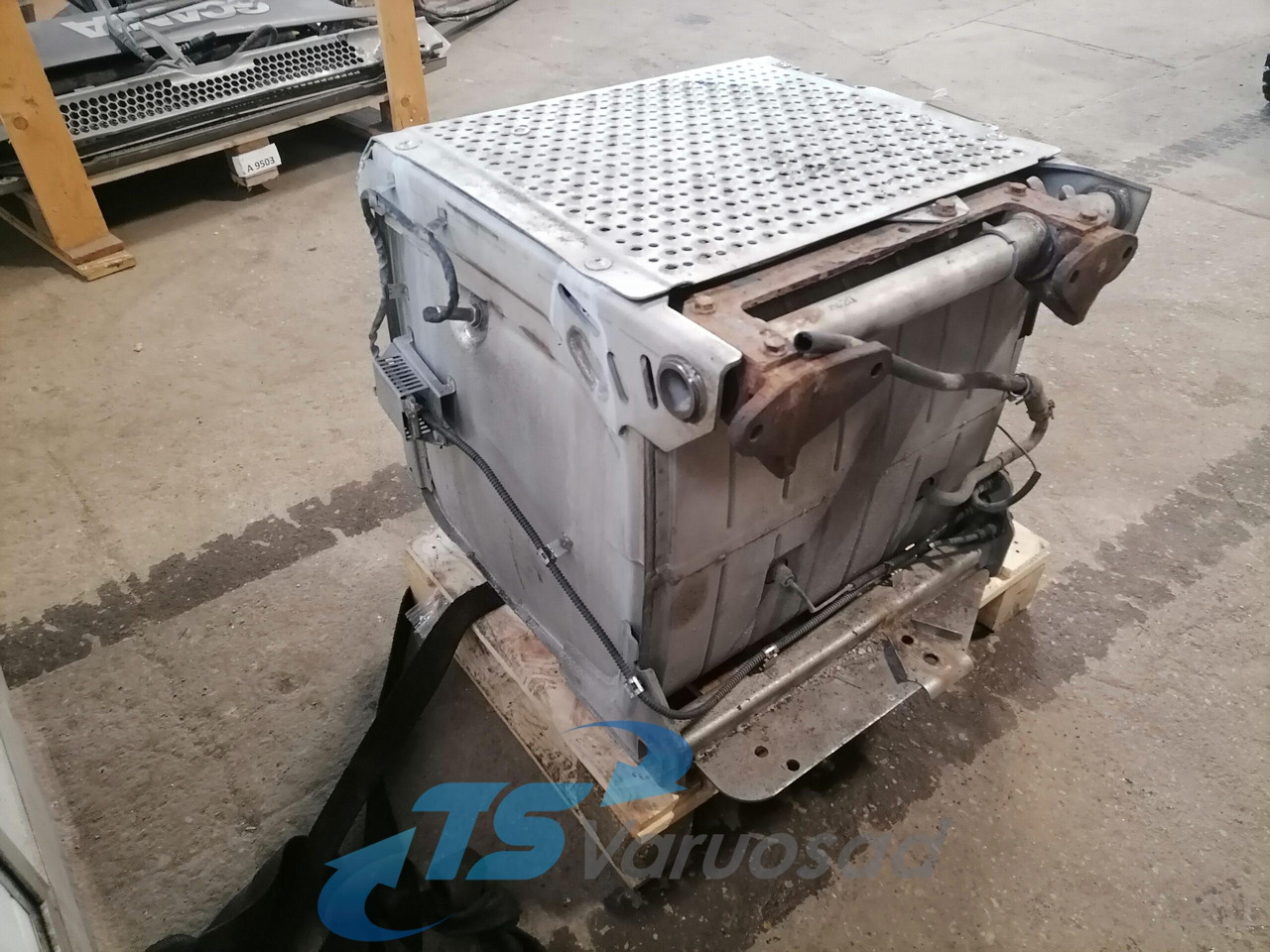 Mercedes-Benz Muffler A0034900314 - Marmitta per Camion: foto 3 Mercedes-Benz Muffler A0034900314 - Marmitta per Camion: foto 3