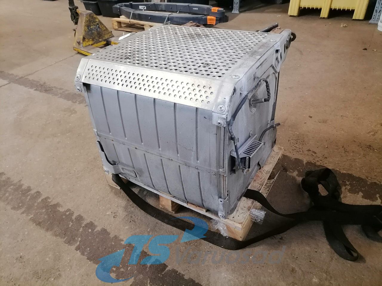 Mercedes-Benz Muffler A0034900314 - Marmitta per Camion: foto 4 Mercedes-Benz Muffler A0034900314 - Marmitta per Camion: foto 4