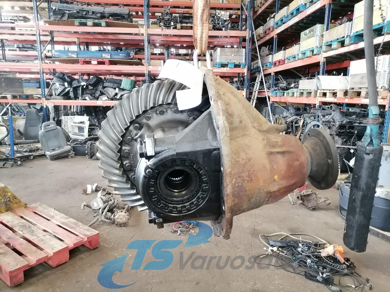 Mercedes-Benz Reduktor R485-13A/C22.5 2,92 9460712 - Motore di traslazione per Camion: foto 1 Mercedes-Benz Reduktor R485-13A/C22.5 2,92 9460712 - Motore di traslazione per Camion: foto 1