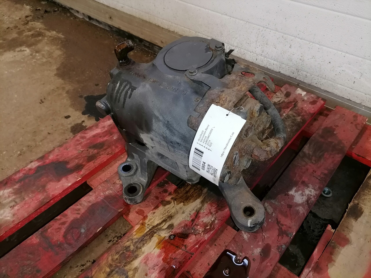 Mercedes-Benz Steering box A9604603500 - Scatola dello sterzo per Camion: foto 1 Mercedes-Benz Steering box A9604603500 - Scatola dello sterzo per Camion: foto 1