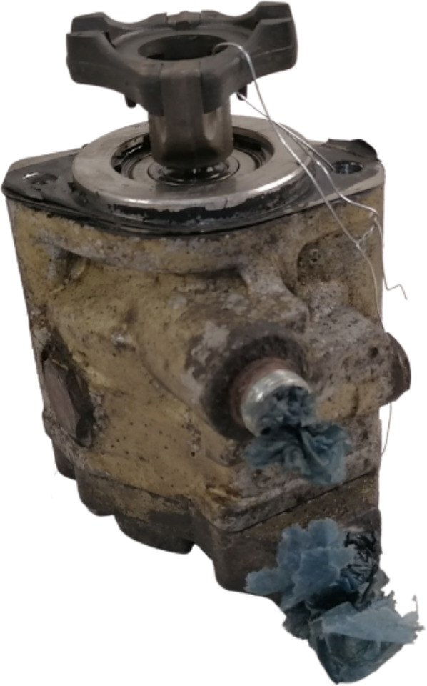 Mercedes-Benz Steering hydraulic pump A9604600280 - Pompa sterzo per Camion: foto 1 Mercedes-Benz Steering hydraulic pump A9604600280 - Pompa sterzo per Camion: foto 1