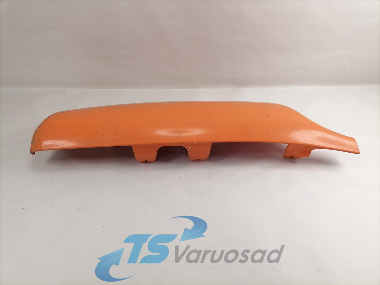 Renault Kabiini nurgapõsk, vasak 5010353331 - Griglia radiatore per Camion: foto 3 Renault Kabiini nurgapõsk, vasak 5010353331 - Griglia radiatore per Camion: foto 3