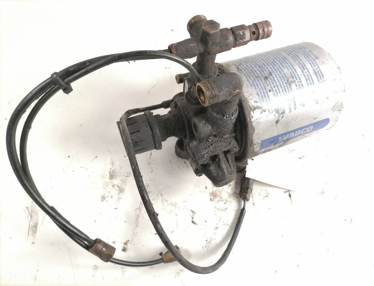 Scania Air dryer 1532140 - Valvola freno per Camion: foto 2 Scania Air dryer 1532140 - Valvola freno per Camion: foto 2