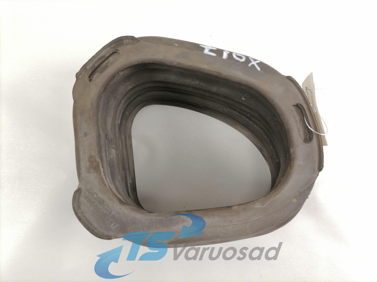 Scania Air intake 1496691 - Sistema di aspirazione aria per Camion: foto 2 Scania Air intake 1496691 - Sistema di aspirazione aria per Camion: foto 2