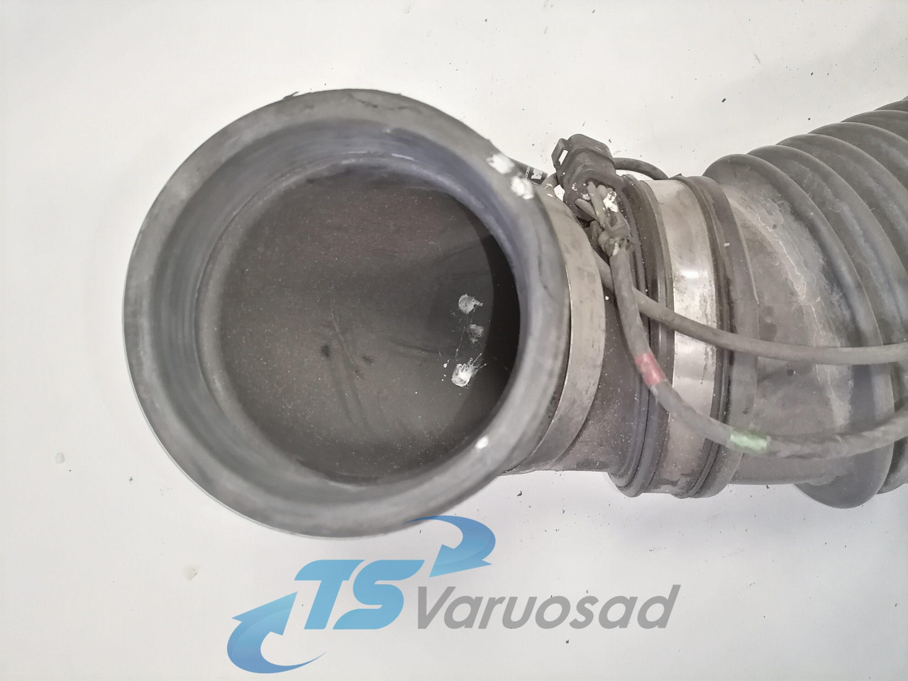 Scania Air intake 1727877 - Sistema di aspirazione aria per Camion: foto 3 Scania Air intake 1727877 - Sistema di aspirazione aria per Camion: foto 3