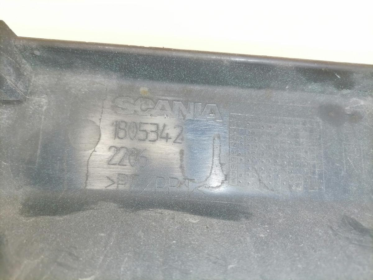 Scania Astmelaua plastik kate, ülemine parem 1805342 - Gradino sottoscocca per Camion: foto 3 Scania Astmelaua plastik kate, ülemine parem 1805342 - Gradino sottoscocca per Camion: foto 3