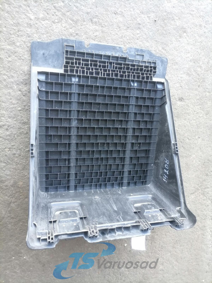 Scania Battery cover 2428035 - Batteria per Camion: foto 5 Scania Battery cover 2428035 - Batteria per Camion: foto 5