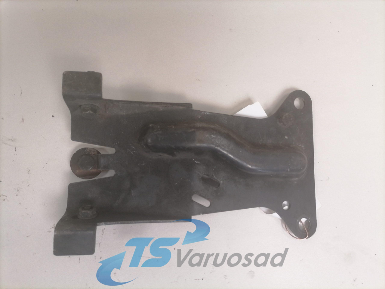 Scania Bracket 1522440 - Telaio per Camion: foto 1 Scania Bracket 1522440 - Telaio per Camion: foto 1