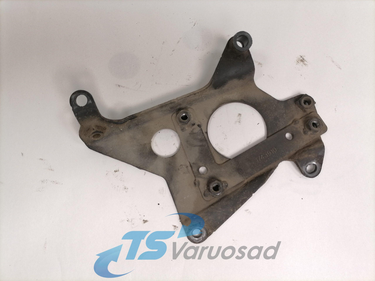 Scania Bracket 1743910 - Telaio per Camion: foto 2 Scania Bracket 1743910 - Telaio per Camion: foto 2