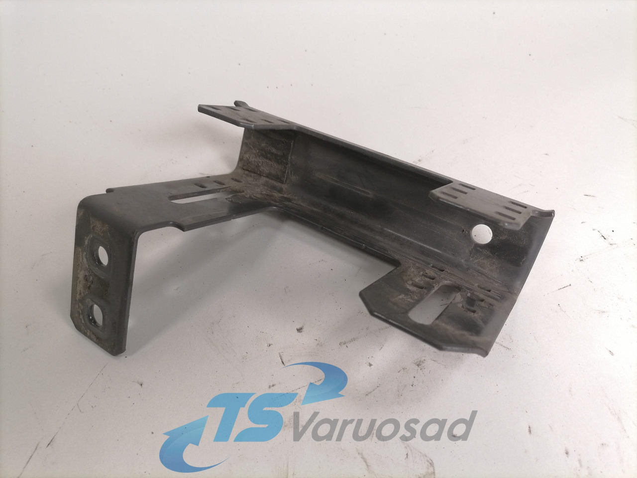 Scania Bracket 1747536 - Telaio per Camion: foto 2 Scania Bracket 1747536 - Telaio per Camion: foto 2