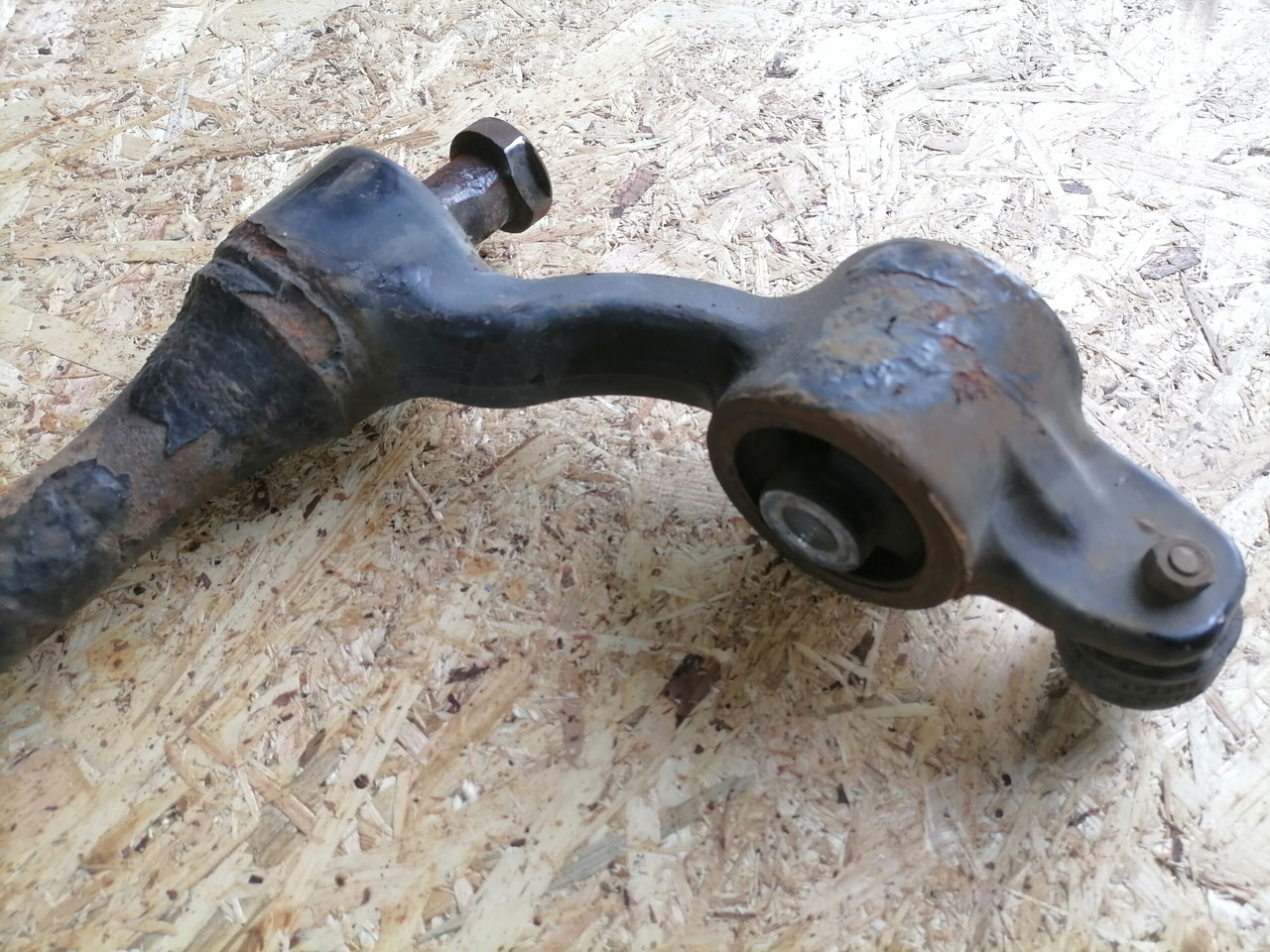 Scania Cab anti-roll bar 1768270 - Sospensione della cabina per Camion: foto 4 Scania Cab anti-roll bar 1768270 - Sospensione della cabina per Camion: foto 4