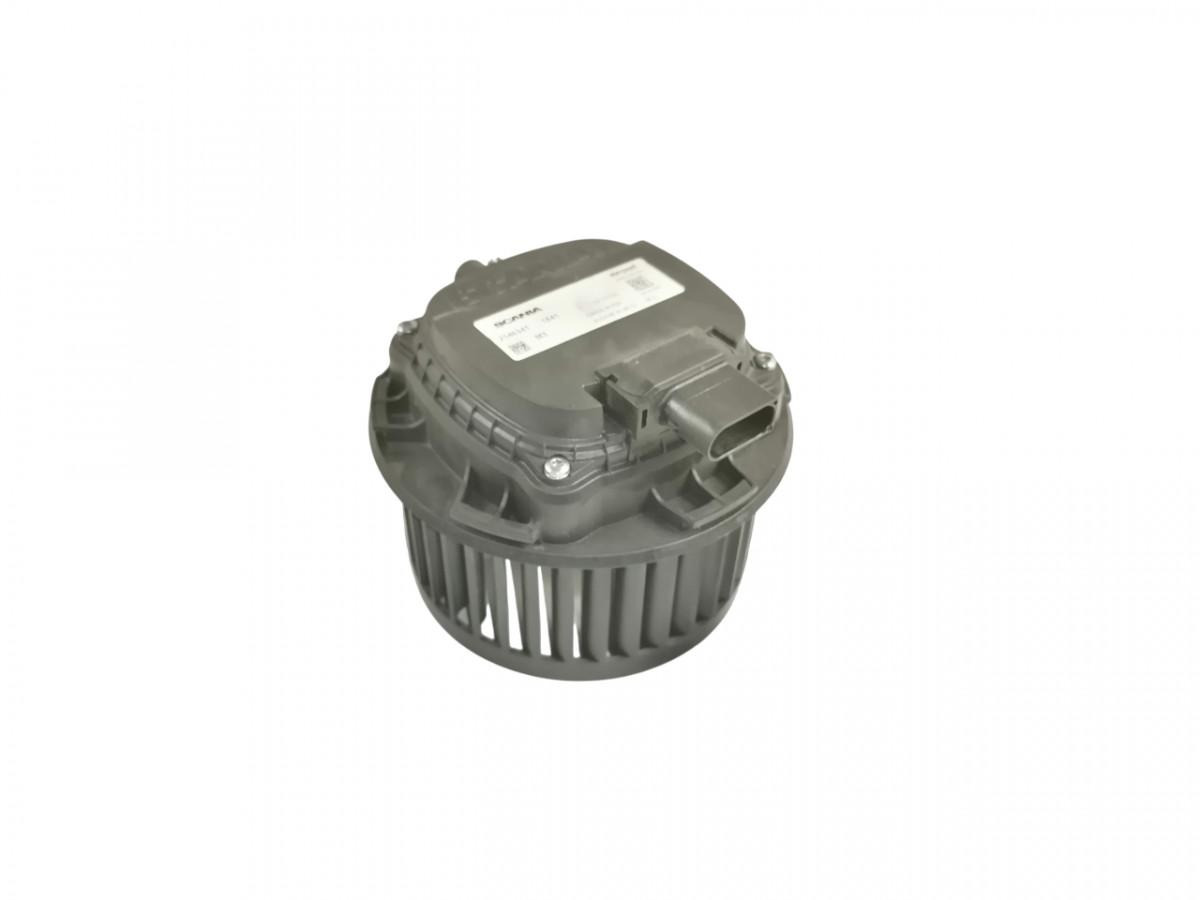 Scania Cab fan 2546341 - Riscaldamento/ Ventilazione per Camion: foto 1 Scania Cab fan 2546341 - Riscaldamento/ Ventilazione per Camion: foto 1