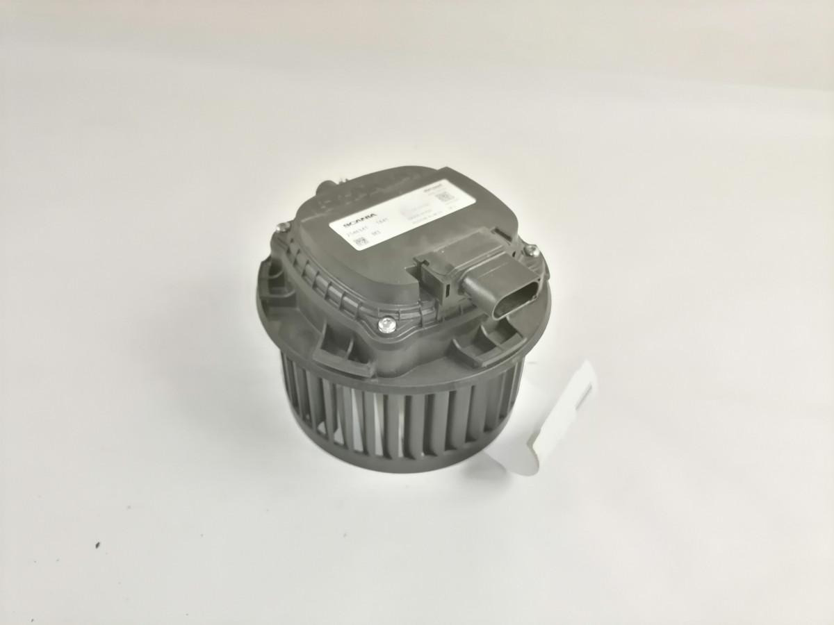 Scania Cab fan 2546341 - Riscaldamento/ Ventilazione per Camion: foto 2 Scania Cab fan 2546341 - Riscaldamento/ Ventilazione per Camion: foto 2