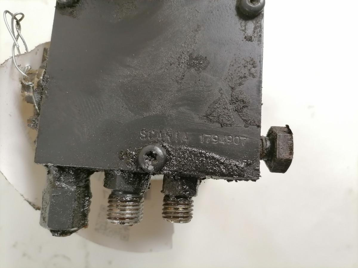 Scania Cab tilting pump 1794907 - Sospensione della cabina per Camion: foto 5 Scania Cab tilting pump 1794907 - Sospensione della cabina per Camion: foto 5