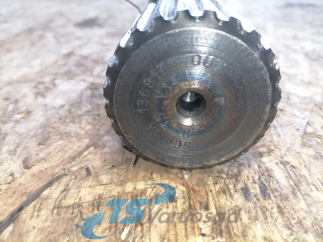 Scania Drive shaft 1368176 - Semiasse per Camion: foto 4 Scania Drive shaft 1368176 - Semiasse per Camion: foto 4