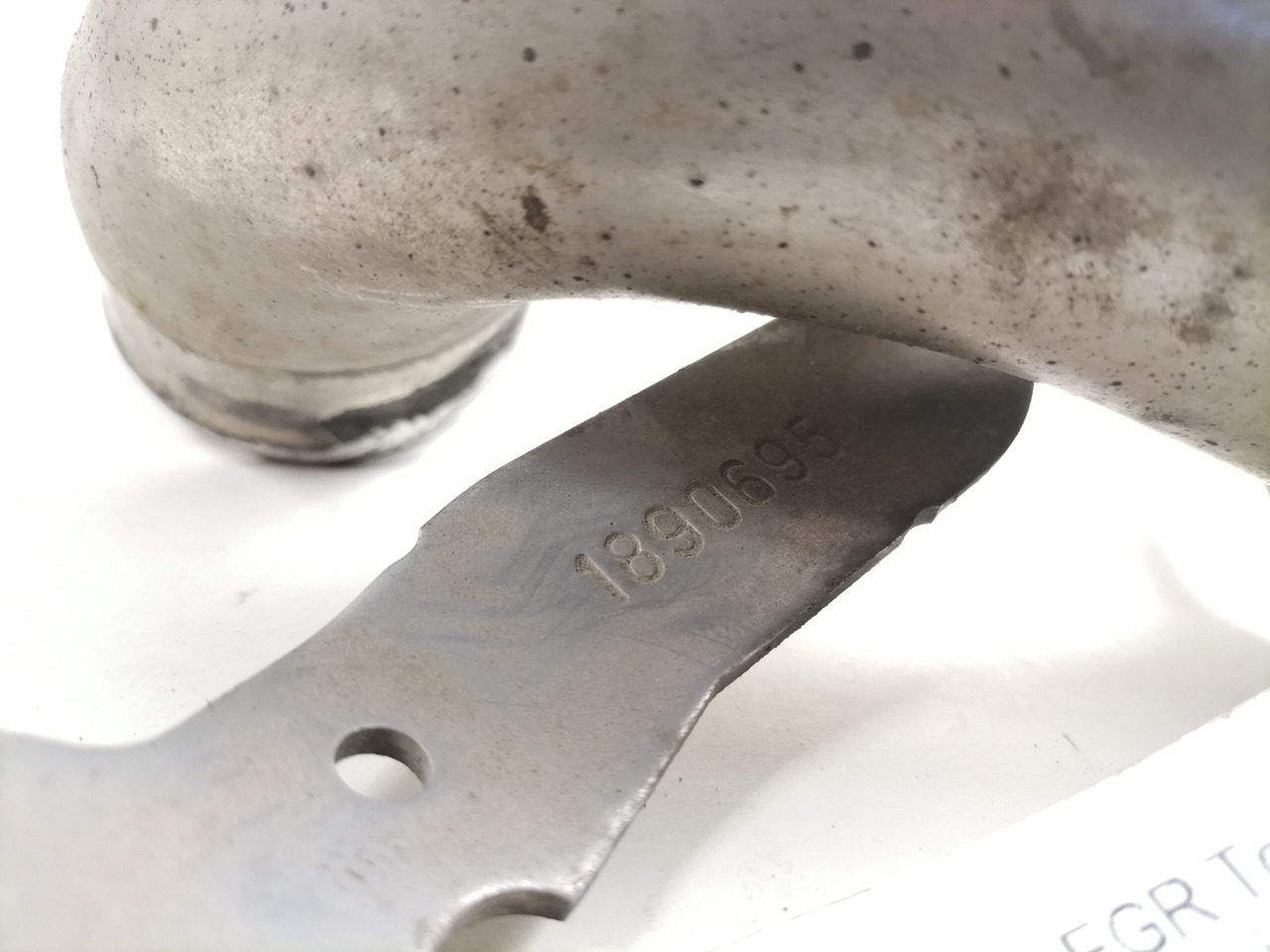 Scania EGR pipe 1890695 - Impianto di scarico per Camion: foto 4 Scania EGR pipe 1890695 - Impianto di scarico per Camion: foto 4