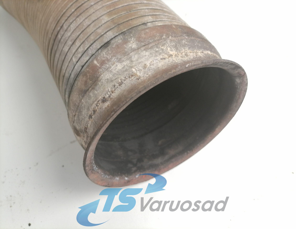 Scania Exhaust pipe 1505749 - Marmitta per Camion: foto 2 Scania Exhaust pipe 1505749 - Marmitta per Camion: foto 2