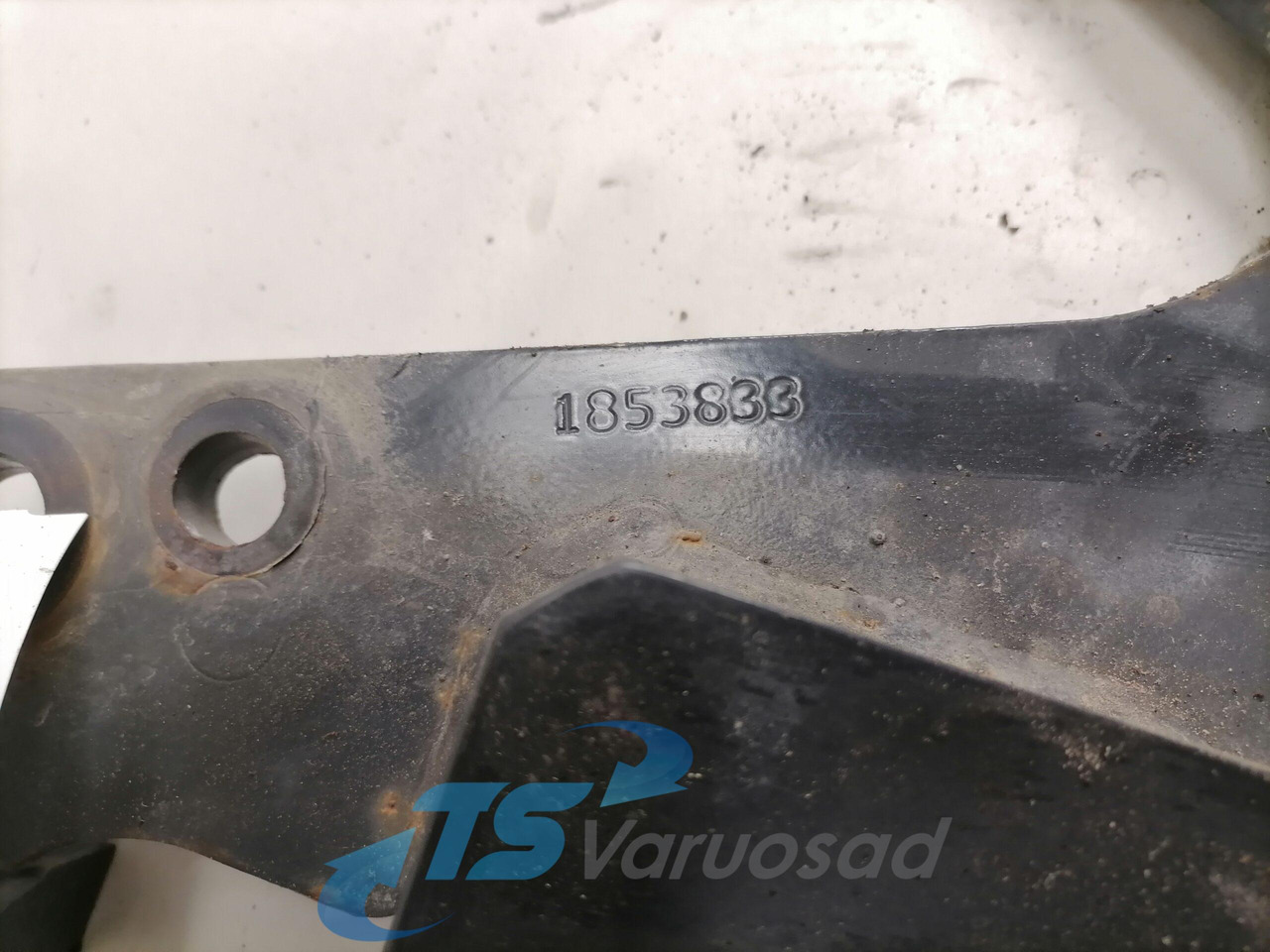 Scania Front bumper carrier 1853833 - Paraurto per Camion: foto 3 Scania Front bumper carrier 1853833 - Paraurto per Camion: foto 3