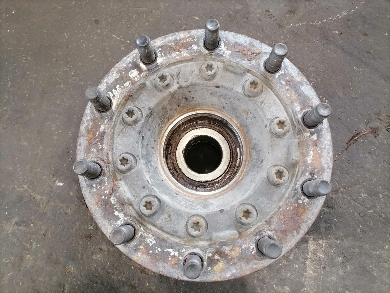 Mozzo per Camion Scania Front hub 2603321: foto 6