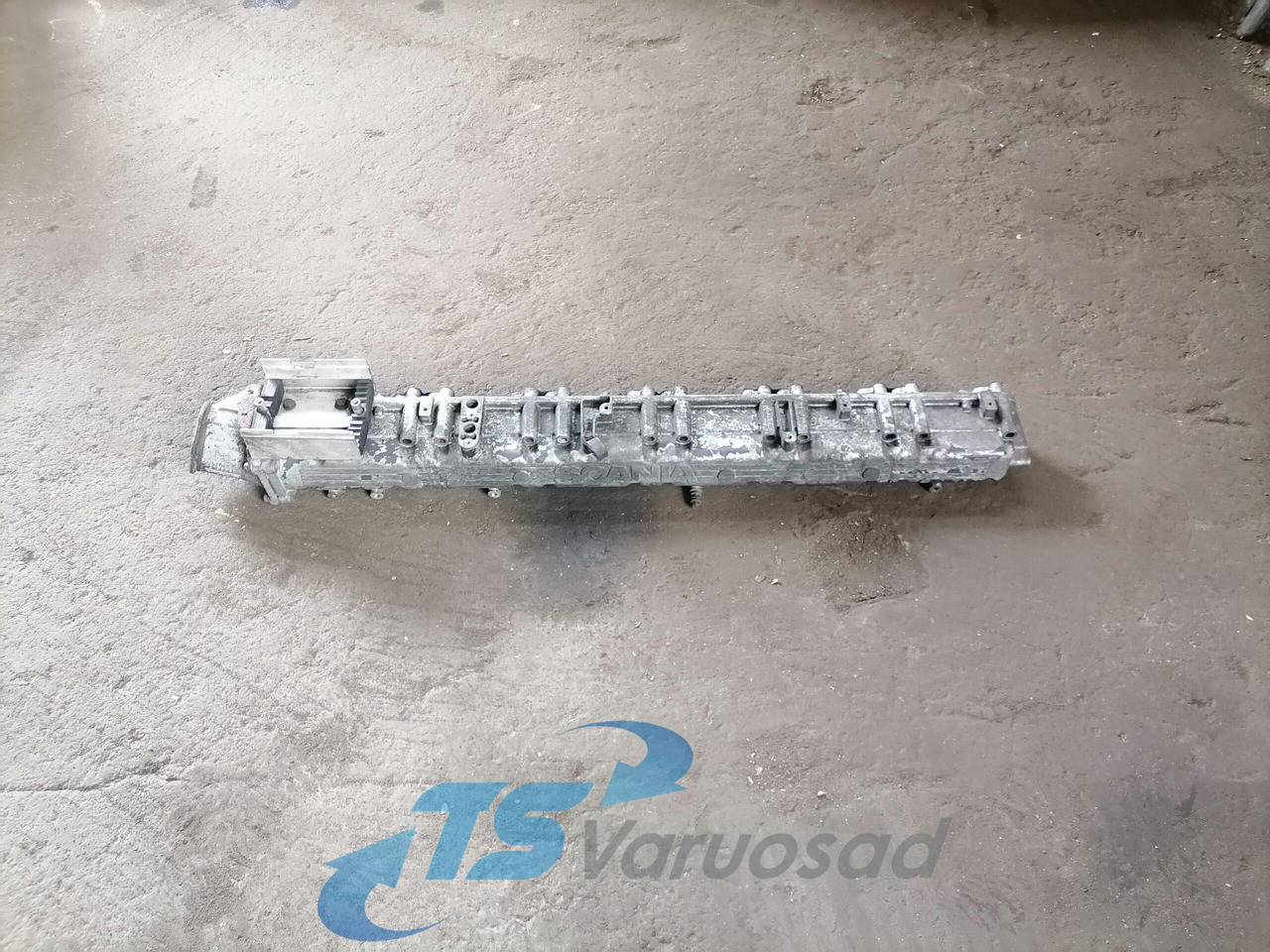 Scania Intake mainfold 1390209 - Collettore di aspirazione per Camion: foto 1 Scania Intake mainfold 1390209 - Collettore di aspirazione per Camion: foto 1