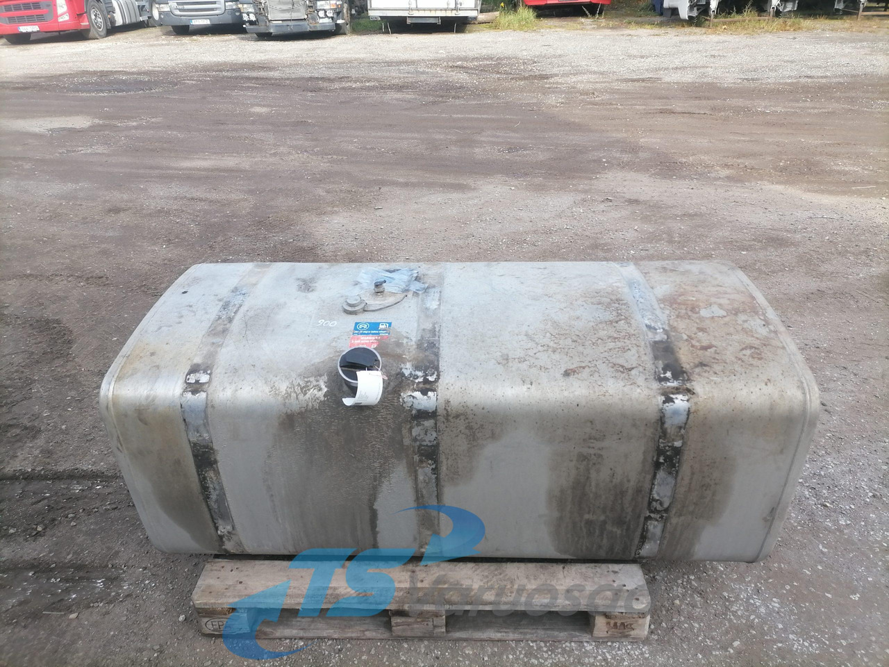 Scania Kütusepaak 700L 1517309 - Serbatoio carburante per Camion: foto 1 Scania Kütusepaak 700L 1517309 - Serbatoio carburante per Camion: foto 1