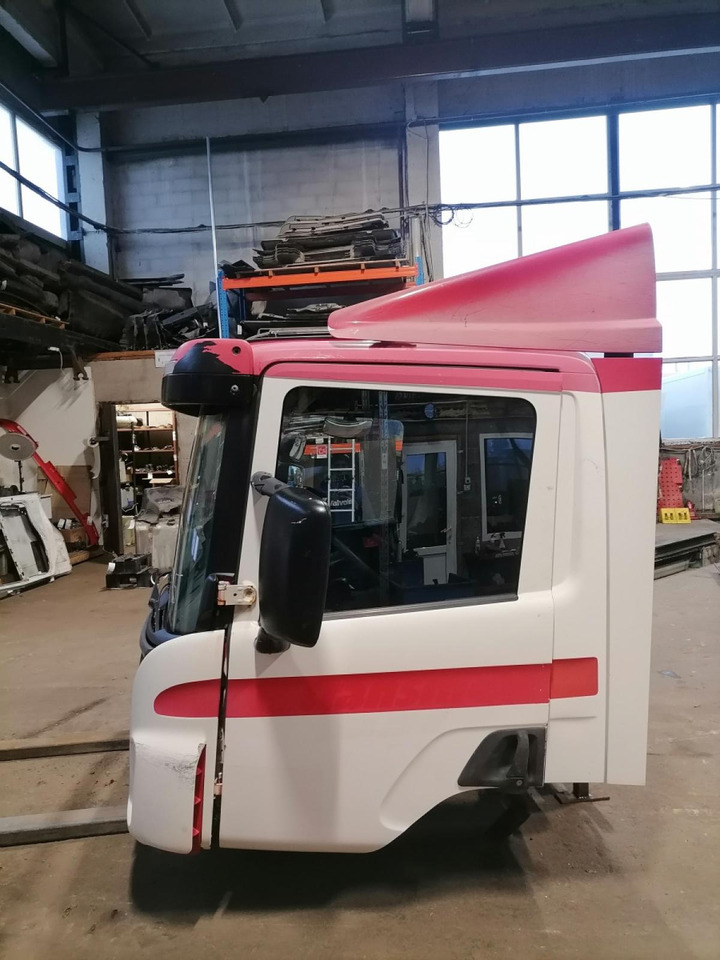 Scania Scania kabiin CP14L 1942935 - Cabina e interni per Camion: foto 3 Scania Scania kabiin CP14L 1942935 - Cabina e interni per Camion: foto 3