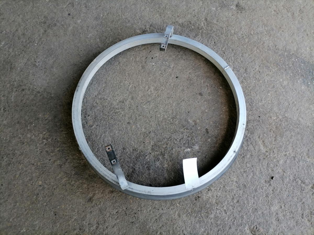Scania Ventilaatori metallrõngas 2406061 - Radiatore per Camion: foto 3 Scania Ventilaatori metallrõngas 2406061 - Radiatore per Camion: foto 3