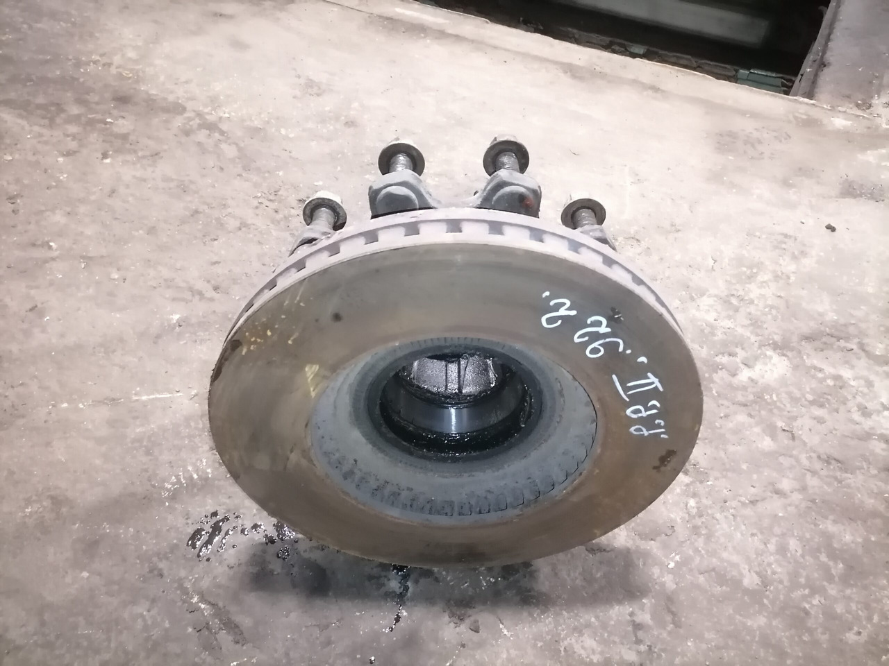 Scania Wheel hub 2290542 - Mozzo per Camion: foto 3 Scania Wheel hub 2290542 - Mozzo per Camion: foto 3
