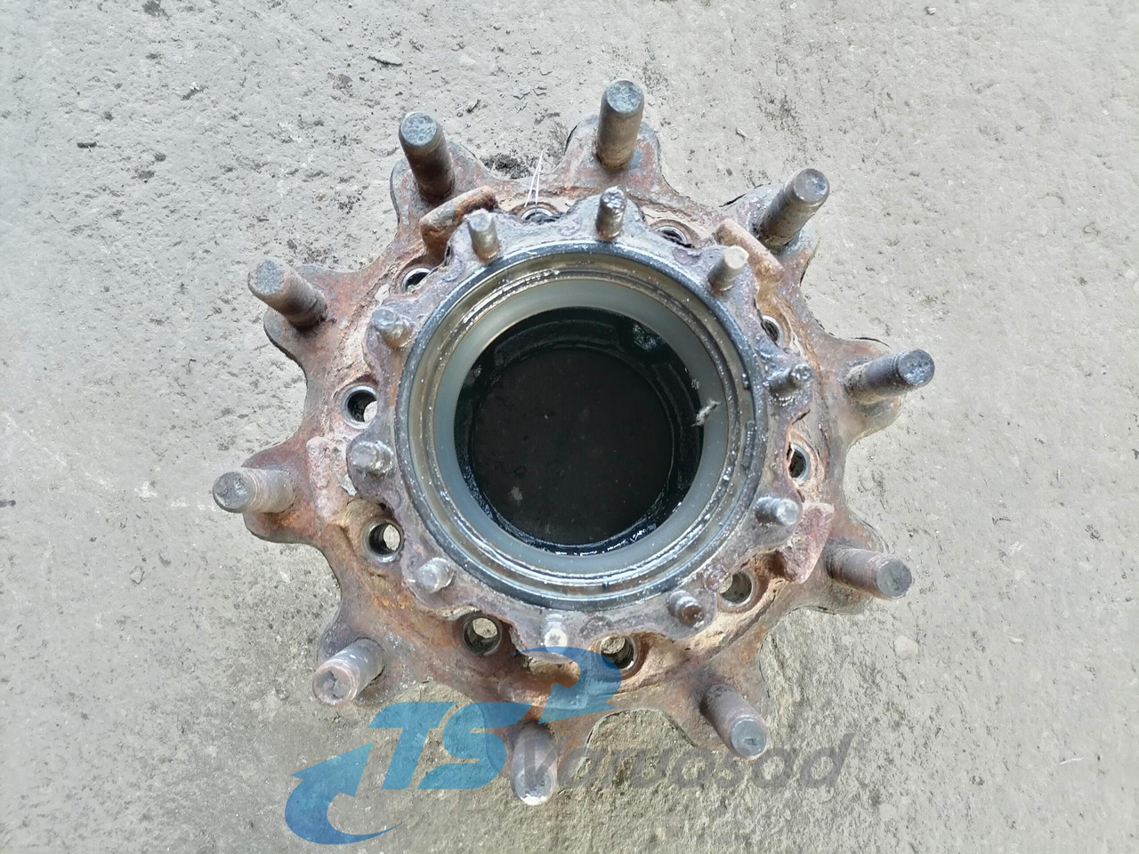 Scania Wheel hub 2290542 - Mozzo per Camion: foto 2 Scania Wheel hub 2290542 - Mozzo per Camion: foto 2