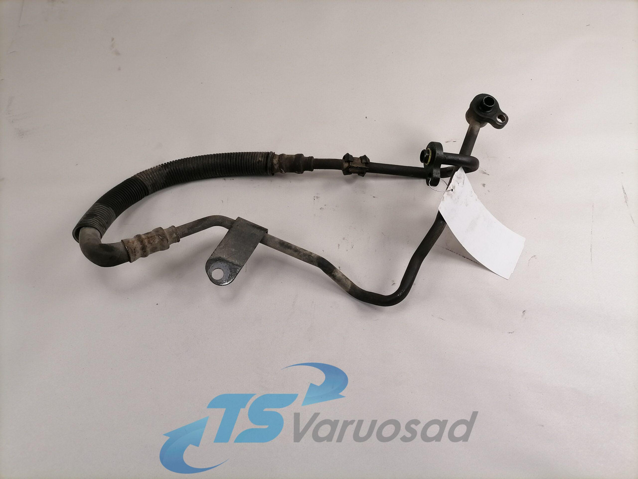 Volvo A/C pipe 20443494 - Riscaldamento/ Ventilazione per Camion: foto 1 Volvo A/C pipe 20443494 - Riscaldamento/ Ventilazione per Camion: foto 1