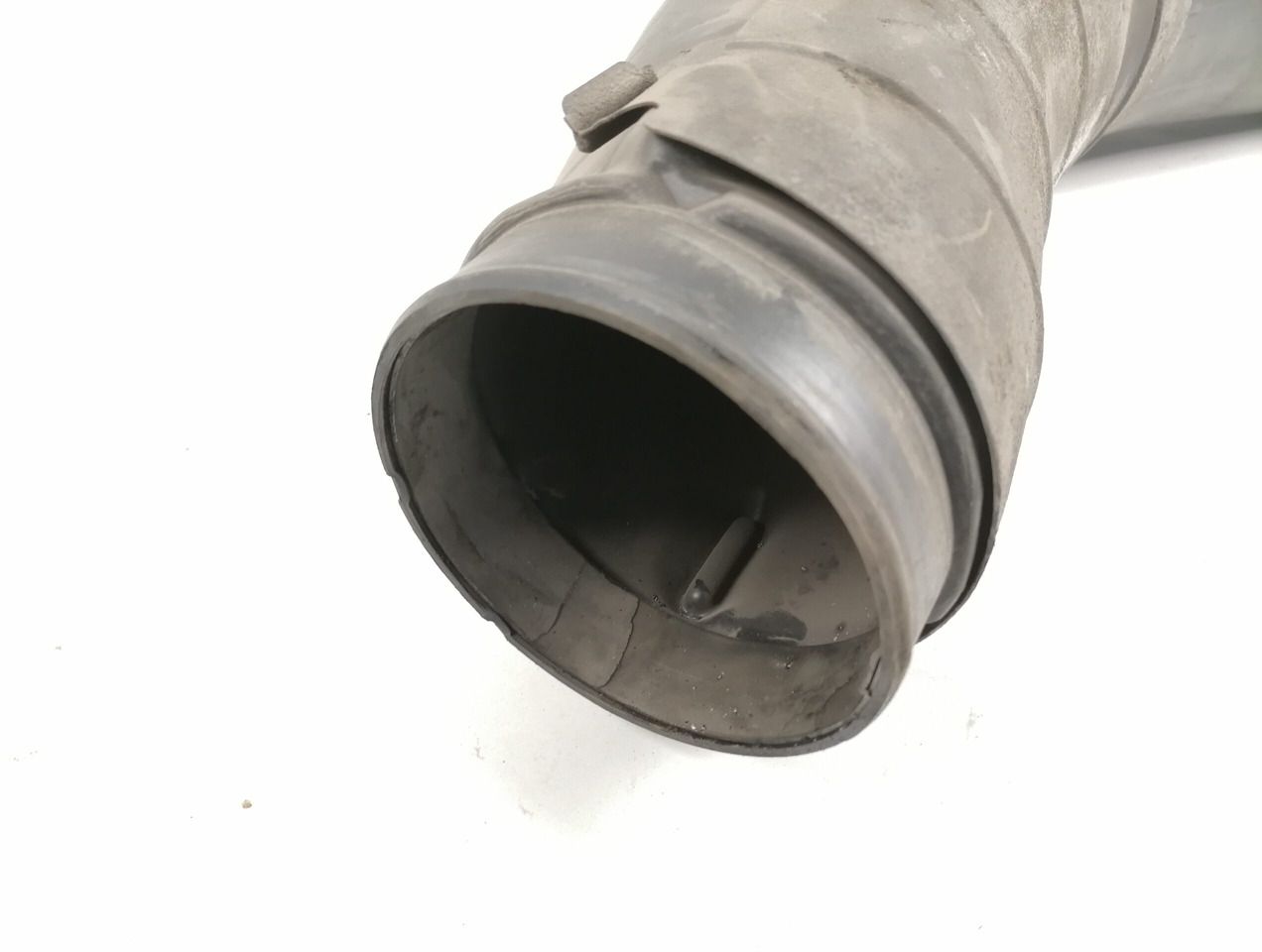 Volvo Air intake 3183830 - Sistema di aspirazione aria per Camion: foto 3 Volvo Air intake 3183830 - Sistema di aspirazione aria per Camion: foto 3