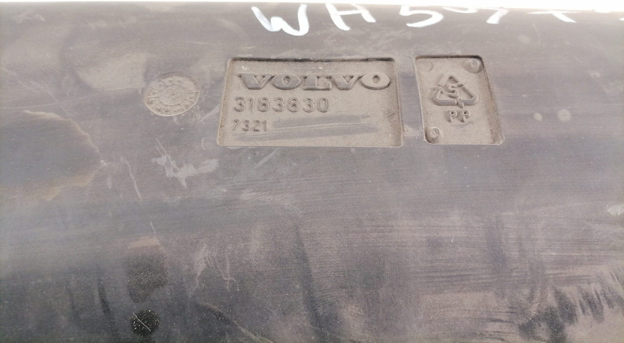 Volvo Air intake 3183830 - Sistema di aspirazione aria per Camion: foto 4 Volvo Air intake 3183830 - Sistema di aspirazione aria per Camion: foto 4