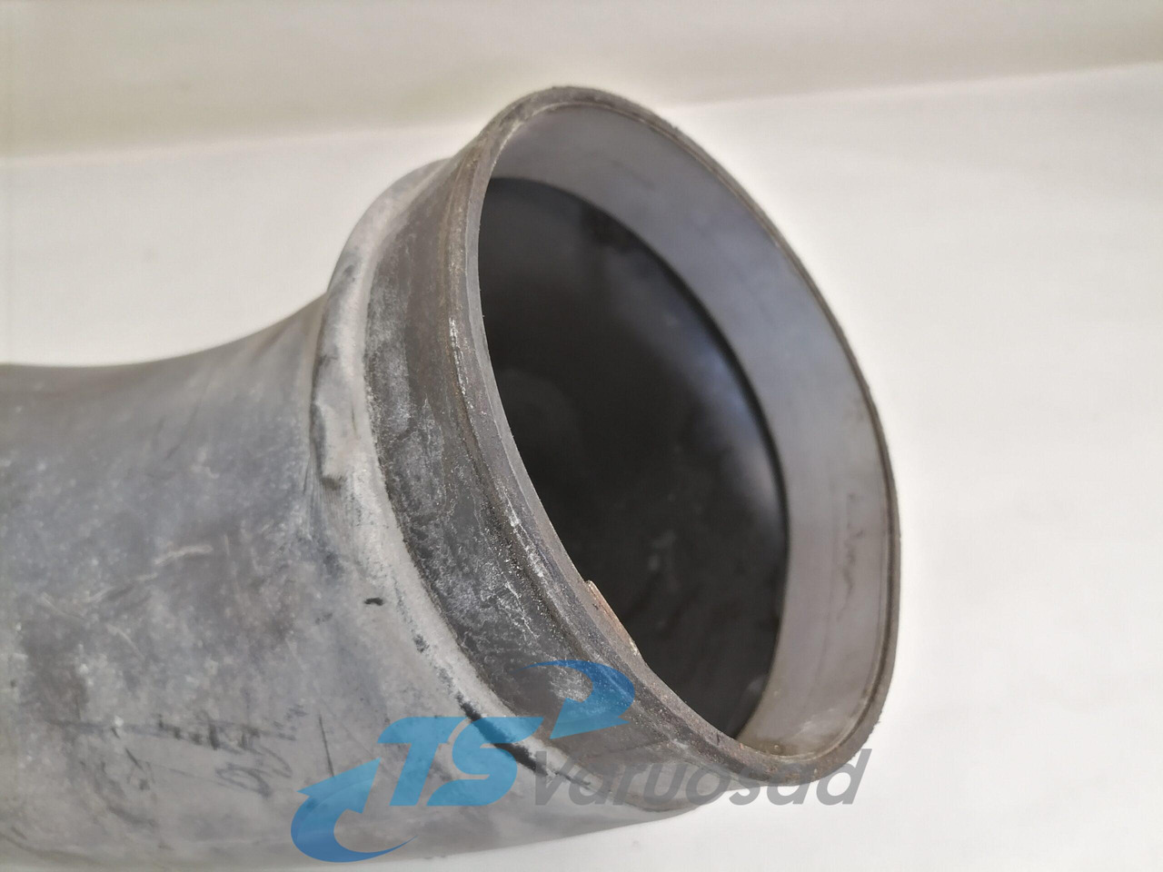 Volvo Air intake 3183830 - Sistema di aspirazione aria per Camion: foto 3 Volvo Air intake 3183830 - Sistema di aspirazione aria per Camion: foto 3