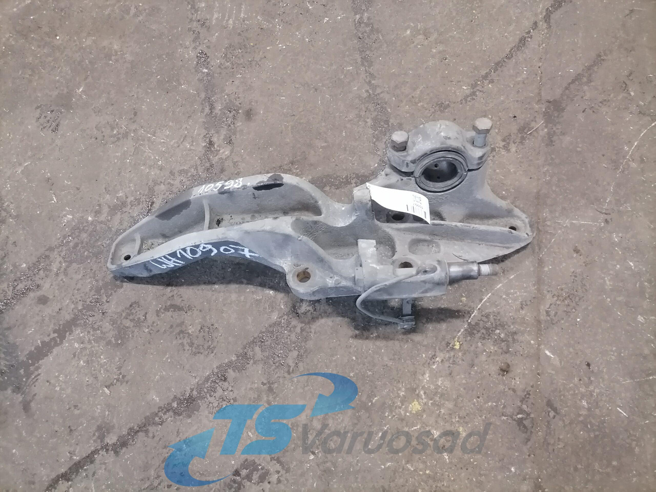 Volvo Air suspension bracket 21196819 - Assali e ricambi per Camion: foto 1 Volvo Air suspension bracket 21196819 - Assali e ricambi per Camion: foto 1