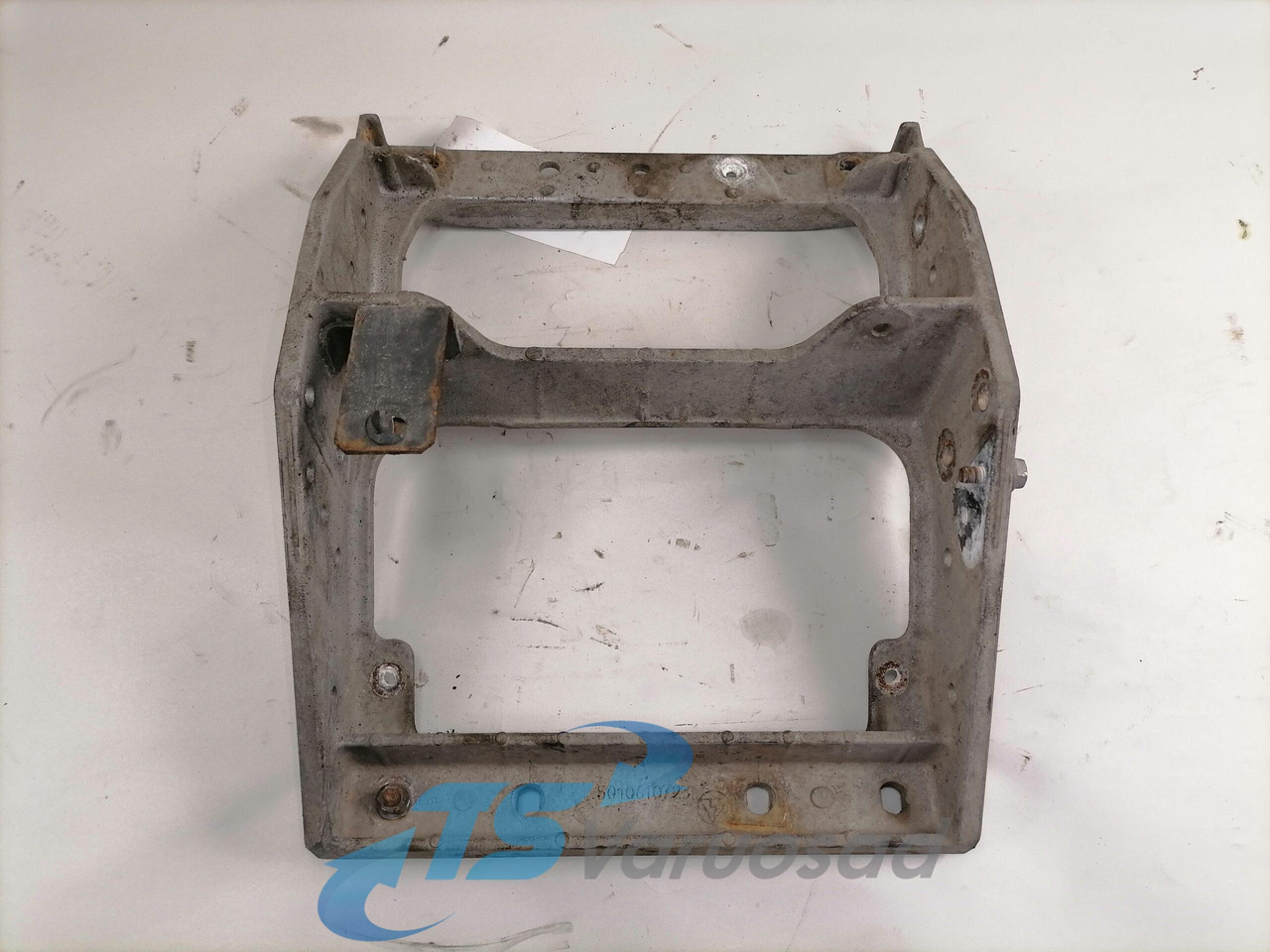 Volvo Astmelaua kandur 5010610723 - Gradino sottoscocca per Camion: foto 3 Volvo Astmelaua kandur 5010610723 - Gradino sottoscocca per Camion: foto 3