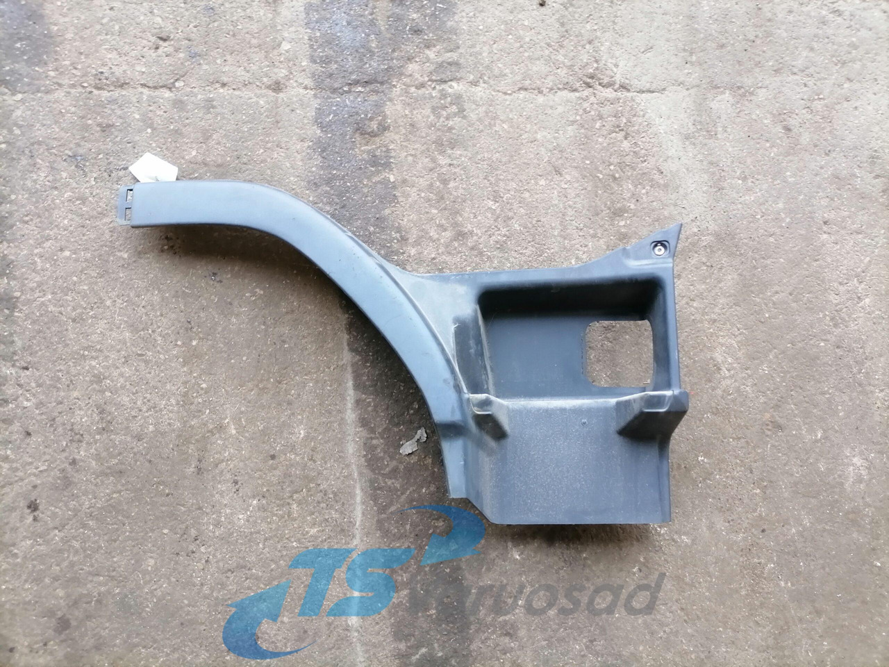 Volvo Astmelaua plastik 20529484 - Gradino sottoscocca per Camion: foto 1 Volvo Astmelaua plastik 20529484 - Gradino sottoscocca per Camion: foto 1