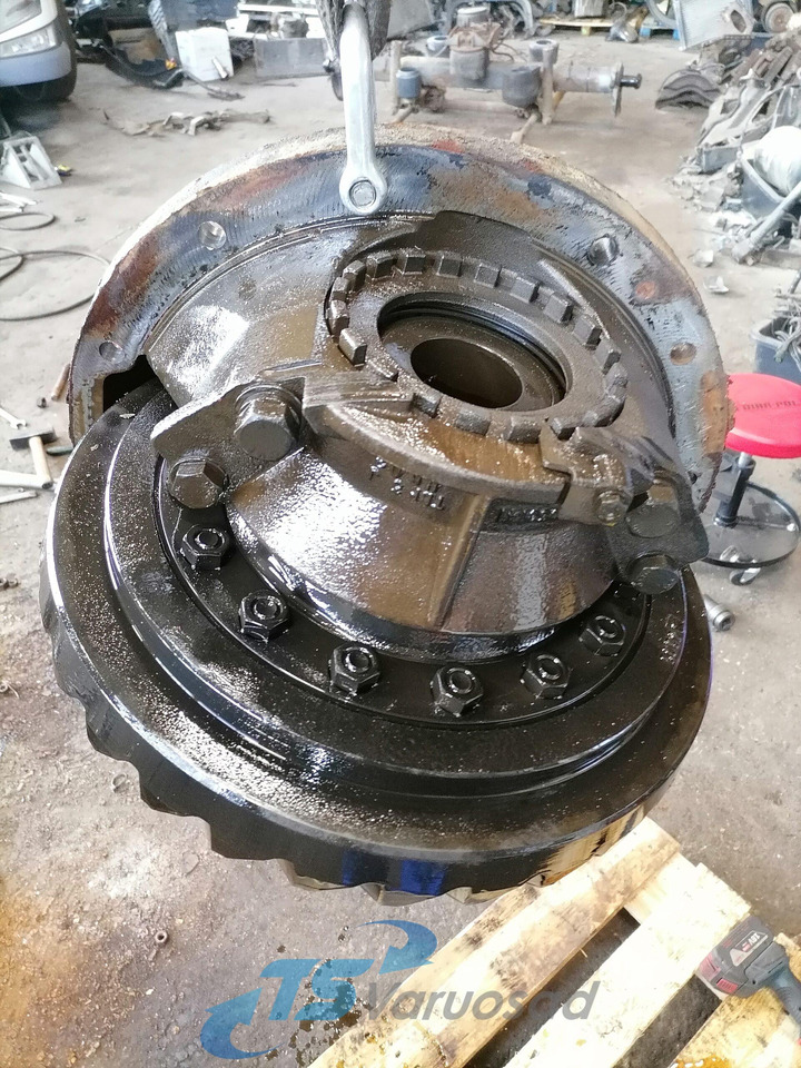 Volvo Axel gear RS1356SV - Motore di traslazione per Camion: foto 4 Volvo Axel gear RS1356SV - Motore di traslazione per Camion: foto 4