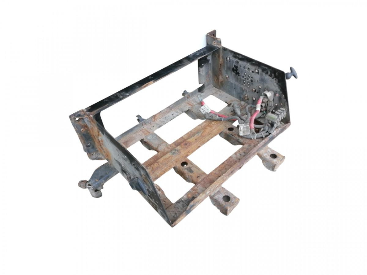 Volvo Battery box 21042654 - Batteria per Camion: foto 1 Volvo Battery box 21042654 - Batteria per Camion: foto 1