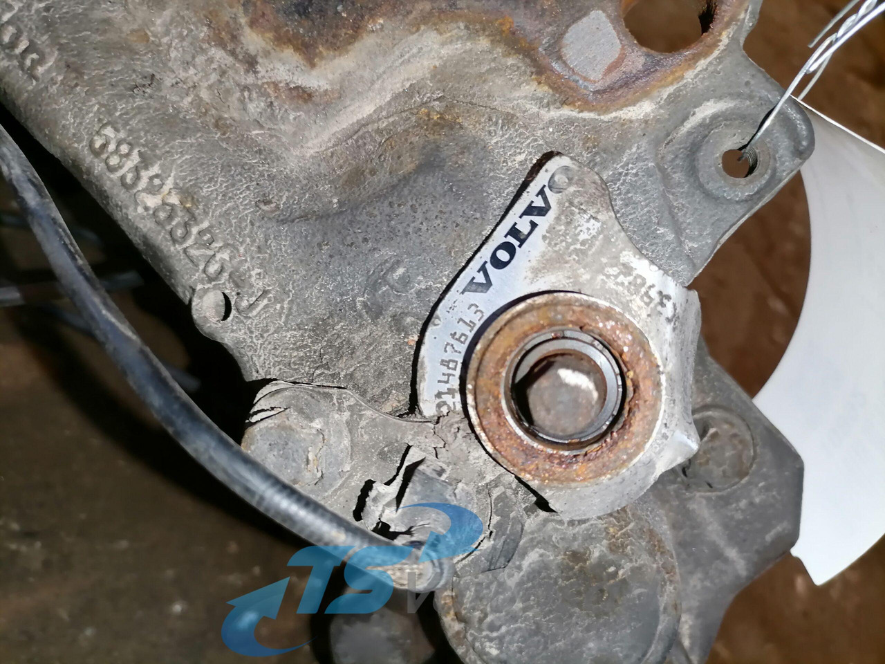 Volvo Brake caliper 21487613 - Ricambi freni per Camion: foto 4 Volvo Brake caliper 21487613 - Ricambi freni per Camion: foto 4