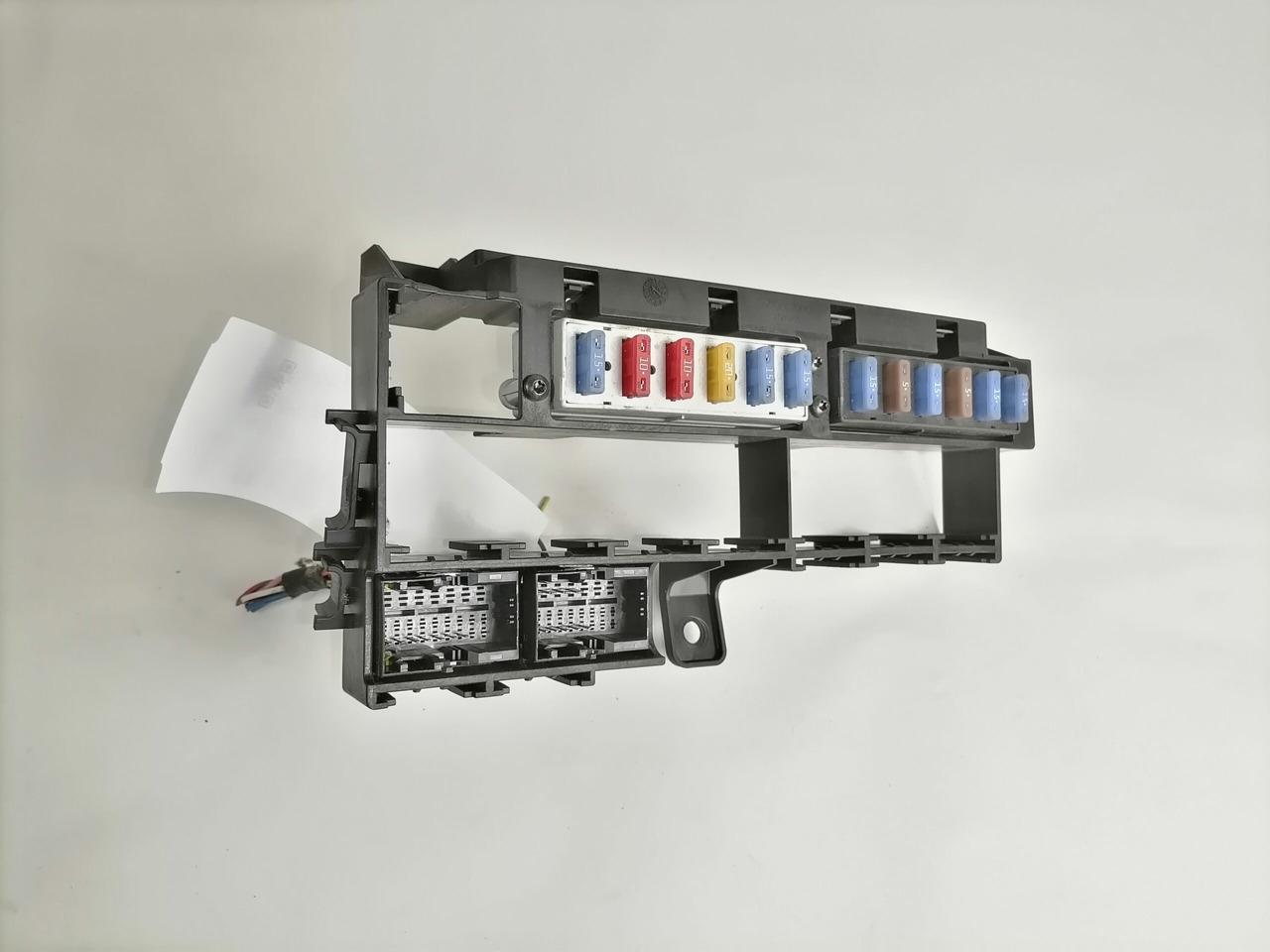 Volvo Central electric unit 21218495 - Fusibile per Camion: foto 1 Volvo Central electric unit 21218495 - Fusibile per Camion: foto 1