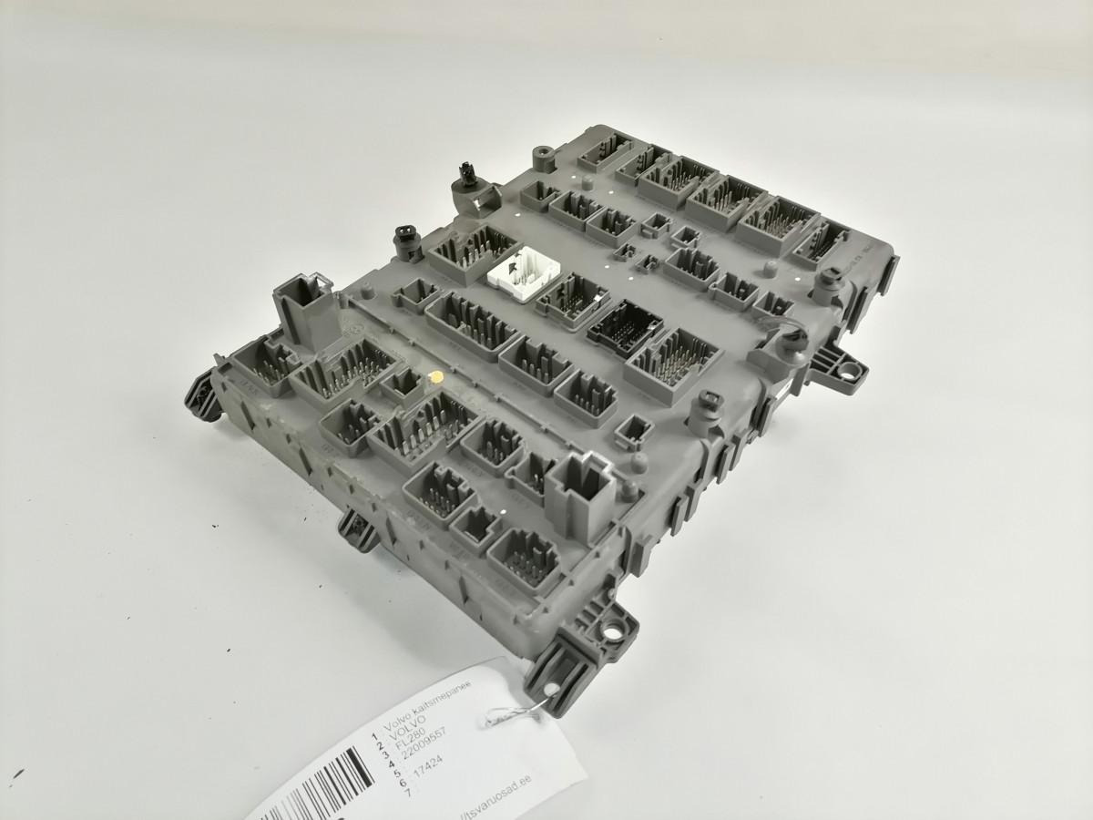 Volvo Central electric unit 22009557 - Fusibile per Camion: foto 4 Volvo Central electric unit 22009557 - Fusibile per Camion: foto 4