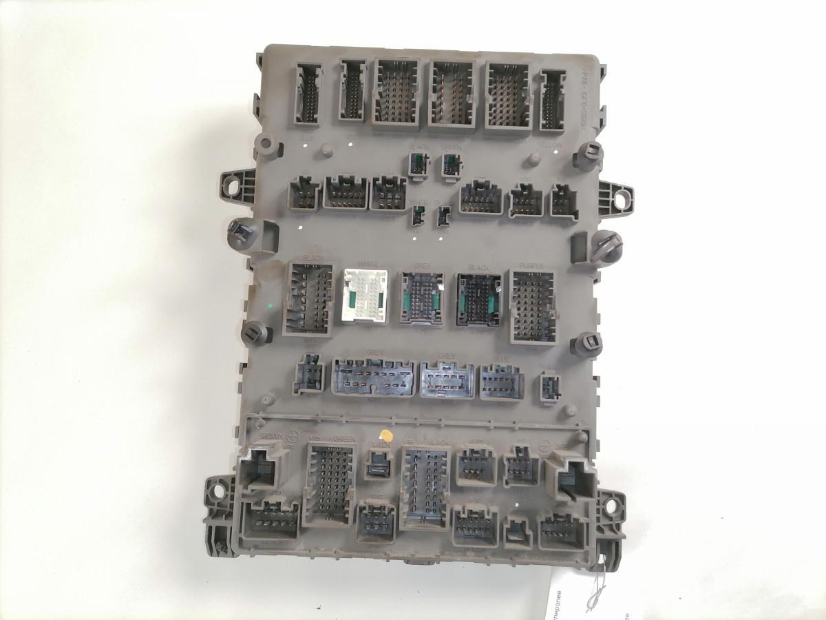 Volvo Central electric unit 22009557 - Fusibile per Camion: foto 3 Volvo Central electric unit 22009557 - Fusibile per Camion: foto 3
