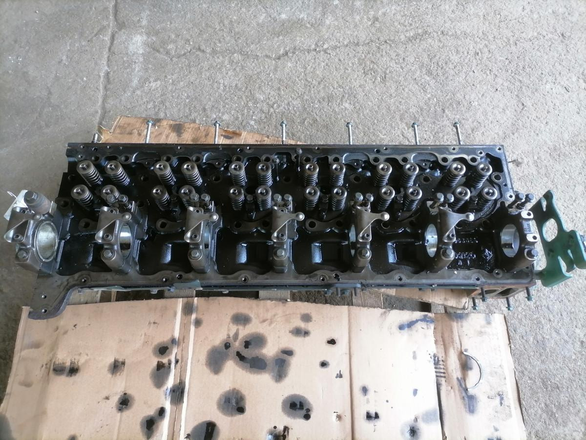 Volvo Cylinder head 21754367 - Testa cilindri per Camion: foto 2 Volvo Cylinder head 21754367 - Testa cilindri per Camion: foto 2