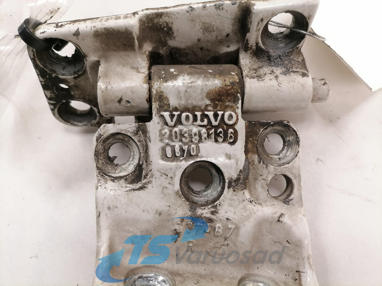 Volvo Door hinge 20398136 - Porta e ricambi per Camion: foto 4 Volvo Door hinge 20398136 - Porta e ricambi per Camion: foto 4
