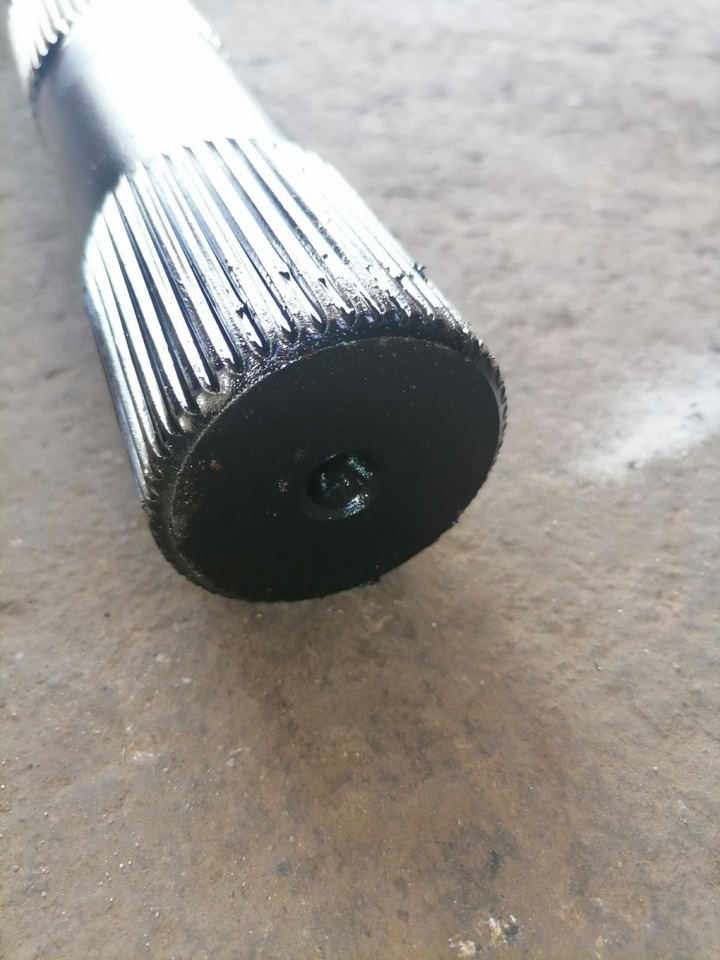 Volvo Drive shaft 3152525 - Semiasse per Camion: foto 4 Volvo Drive shaft 3152525 - Semiasse per Camion: foto 4