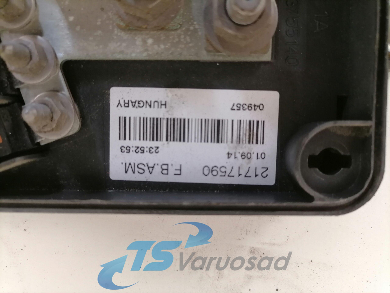 Volvo Fuse box 21717590 - Fusibile per Camion: foto 2 Volvo Fuse box 21717590 - Fusibile per Camion: foto 2