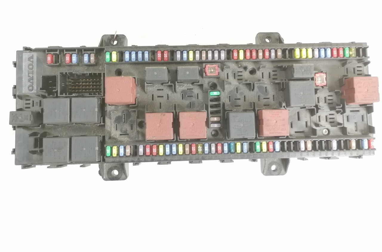 Volvo Fuse box 21939408 - Fusibile per Camion: foto 2 Volvo Fuse box 21939408 - Fusibile per Camion: foto 2